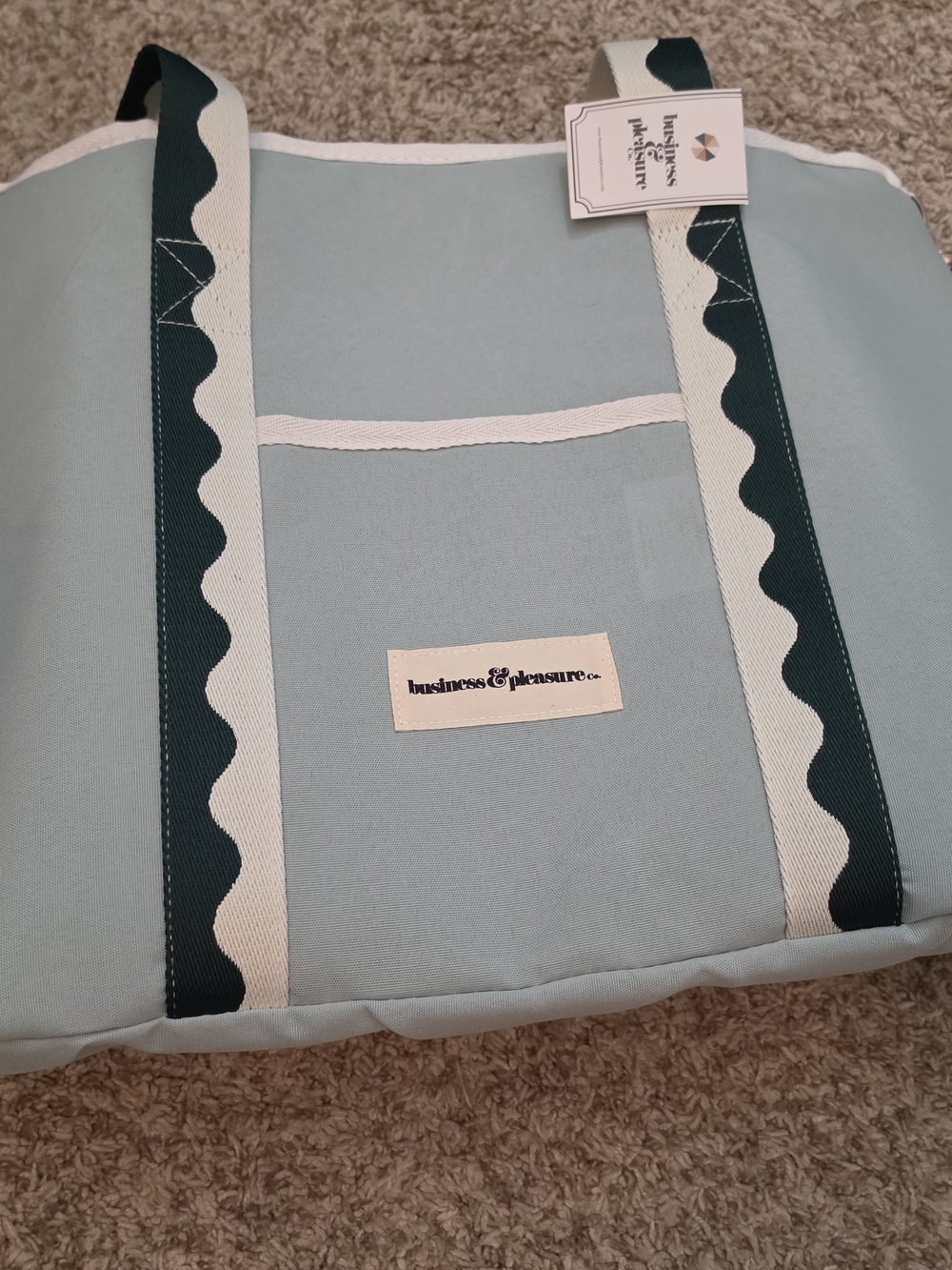 NWT Business & Pleasure The Holiday Cooler Tote Bag - Rivie Green - Picture 5 of 8